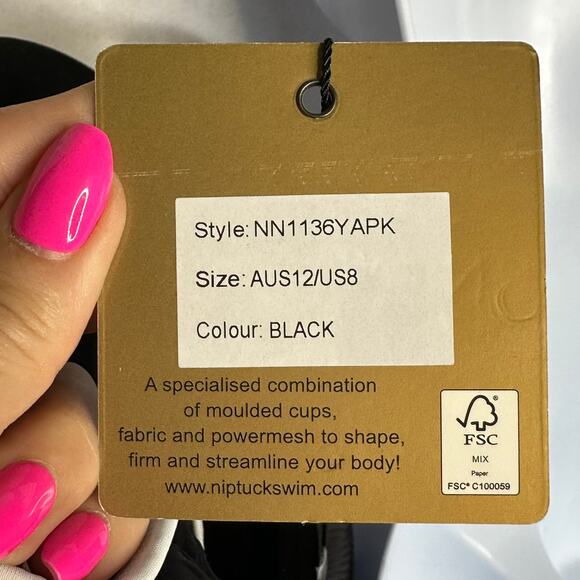 NWT NipTuck Swim Jane Black & White One Piece Swimsuit – Size 8 - Picture 9 of 12